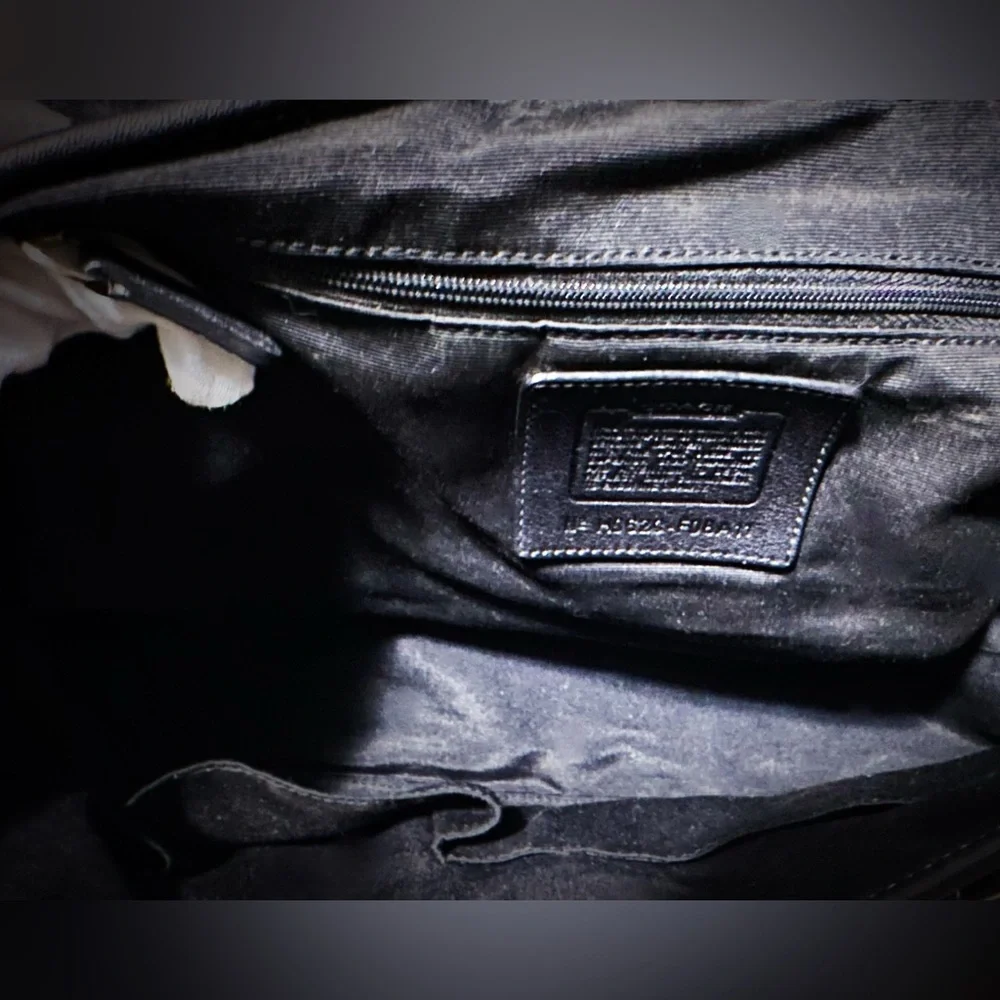 Vintage Y2K Coach tote bags Black Leather shoulder bag❌70% OFF SALE❌ make offer - Picture 9 of 17